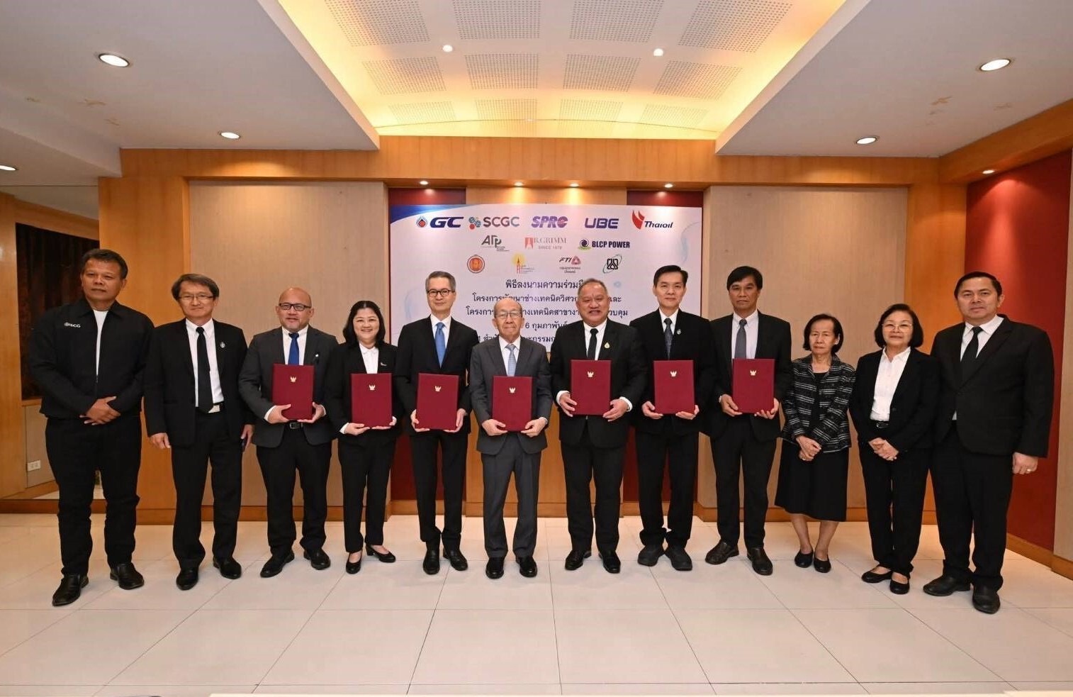 บี.กริม เพาเวอร์ เสริมความแข็งแกร่งอุตสาหกรรมพลังงานไทยลงนาม MOU ต่อเนื่อง พัฒนากำลังคนอาชีวศึกษาคุณภาพรองรับการเติบโตของภาคพลังงานระยะยาว